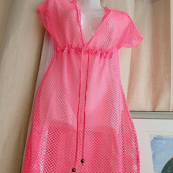 Cover up - Picture 2 of 2